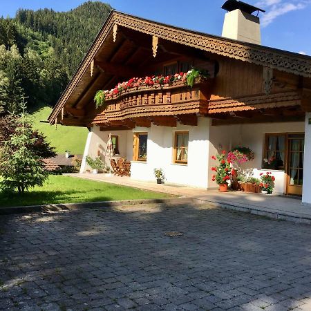 Ferienwohnung Bacher Oberkumbichl 900 Майерхофен Екстериор снимка