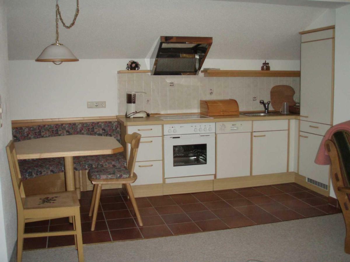 Ferienwohnung Bacher Oberkumbichl 900 Майерхофен Екстериор снимка